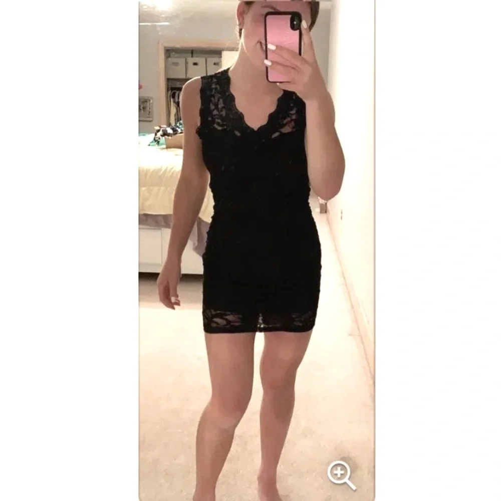 EMERALD SUNDAE black lace sequin bodycon dress S